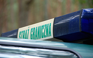 Łącznie mieli do zapłacenia ponad 30 tysięcy złotych grzywny. Straż graniczna zatrzymała 21 osób Łącznie mieli do zapłacenia ponad 30 tysięcy złotych grzywny. Straż graniczna zatrzymała 21 osób